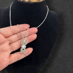 Large clear rhinestones MOM Pendant & necklace tone silver plated